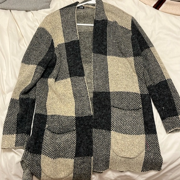 Cardigan - Picture 1 of 1